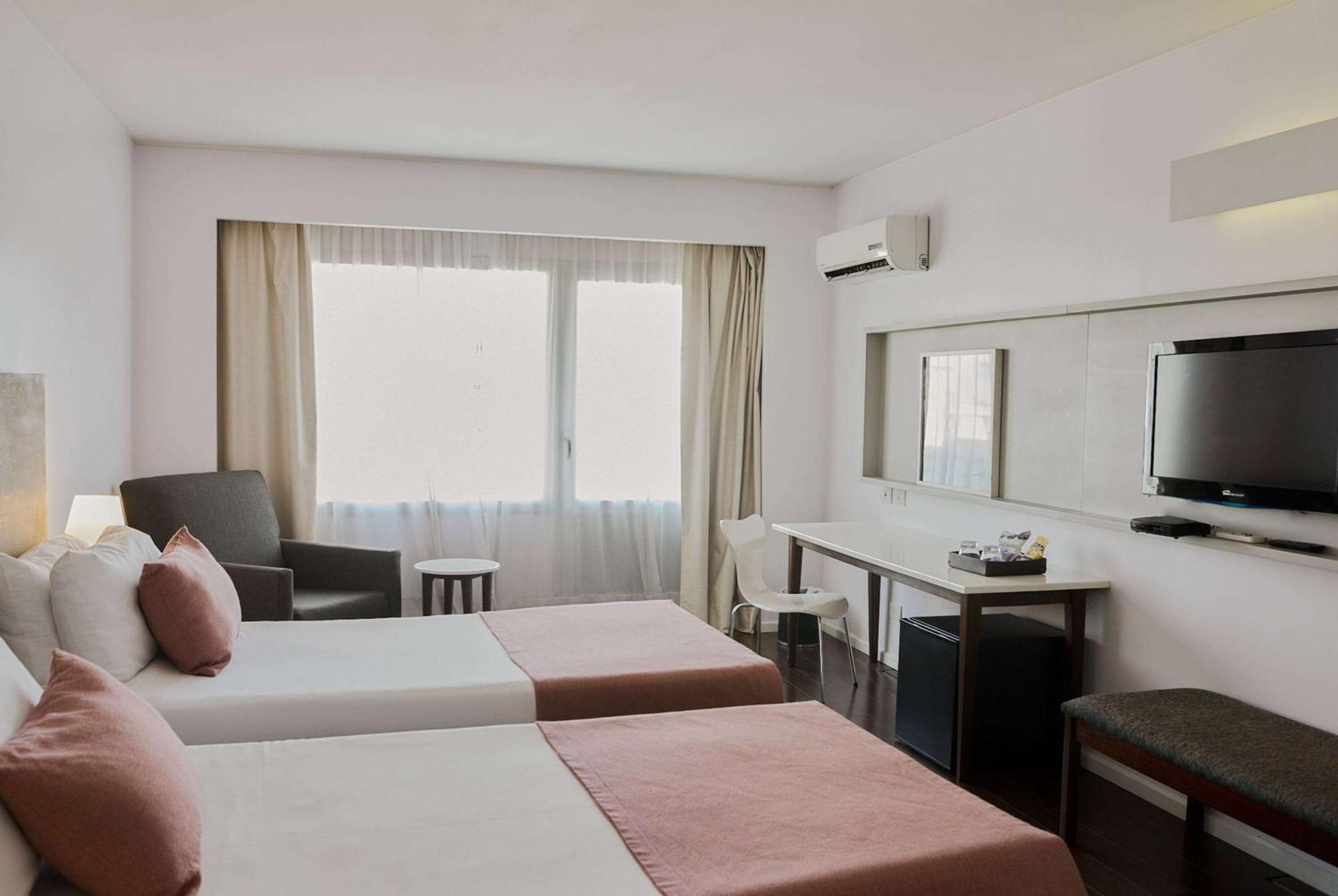 Dazzler By Wyndham Recoleta Buenos Aires